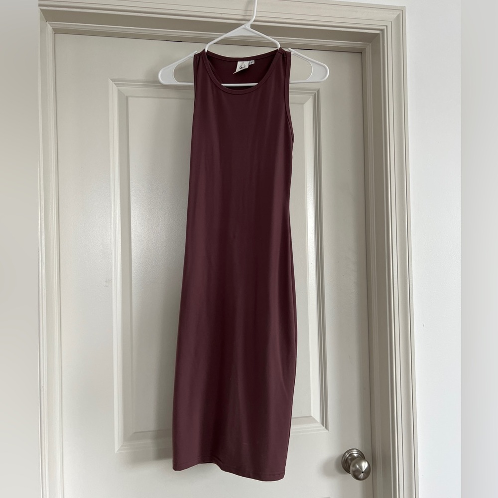 Stretchy midi dress